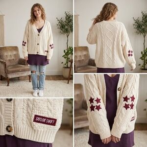 Official Taylor Swift Red (Taylor’s Version) Cardigan M/L Holiday Edition